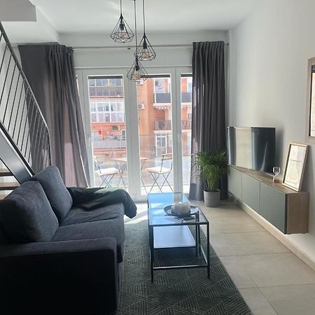 Love Rent4 Malaga Loft מראה חיצוני תמונה
