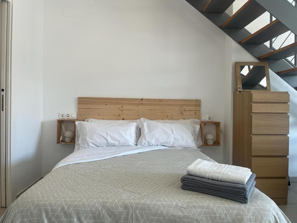 Love Rent4 Malaga Loft מראה חיצוני תמונה